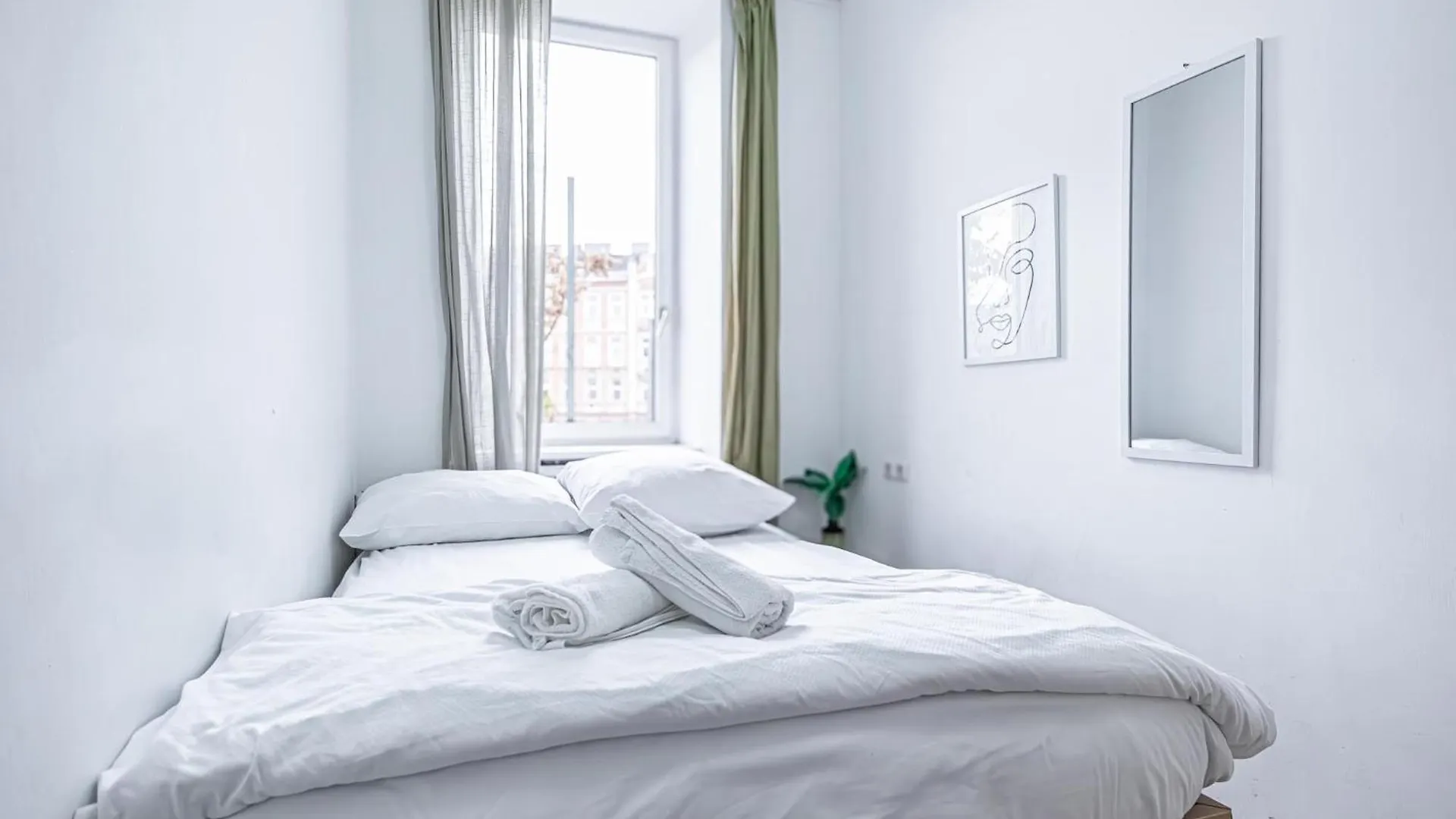 Massive 6Br Apartment At Millenium City For Big Groups Vienna
