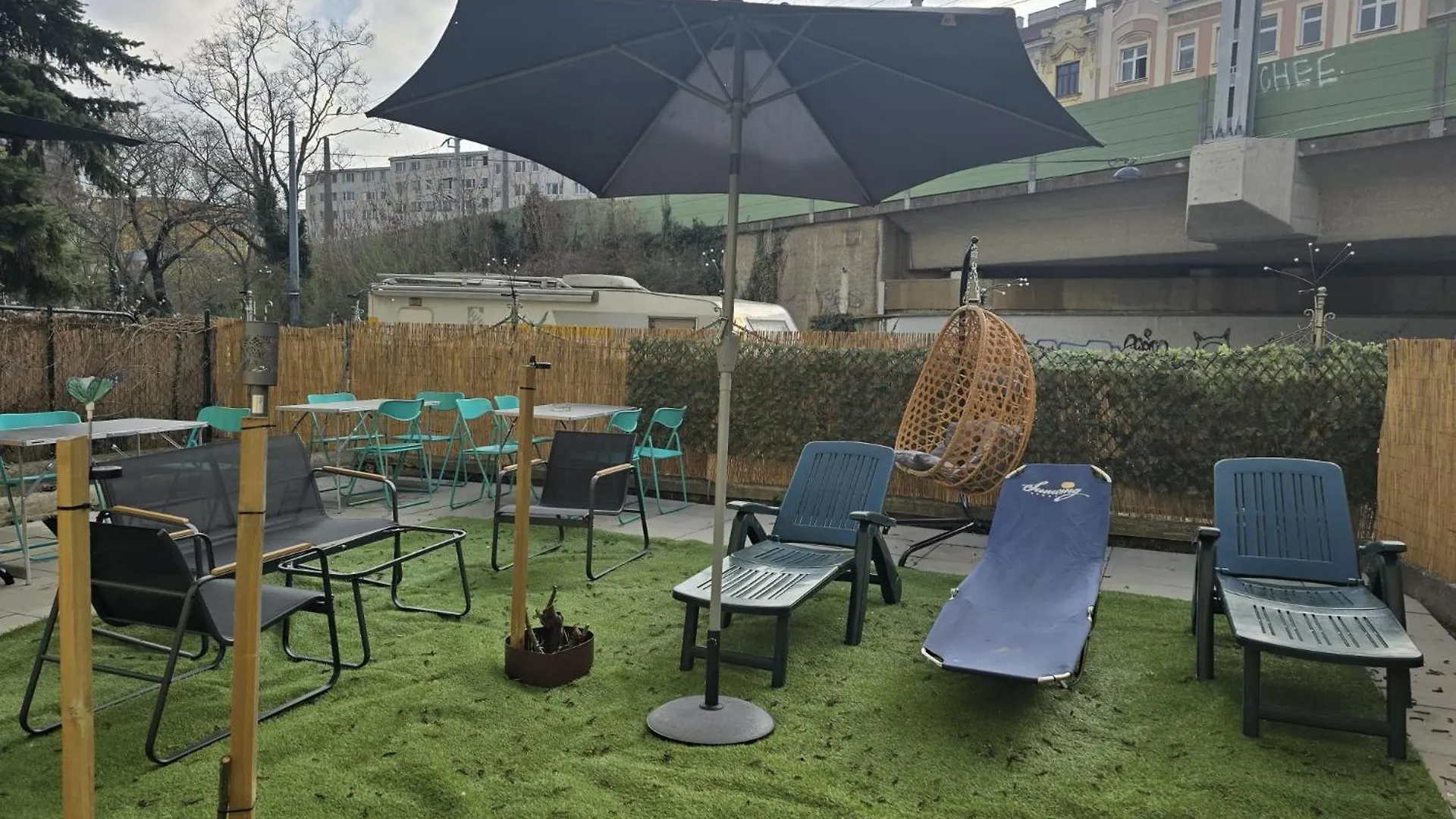 Massive 6Br Apartment At Millenium City For Big Groups Vienna