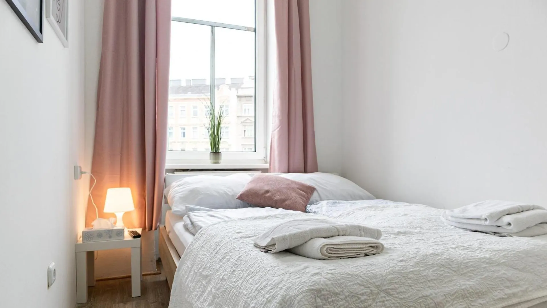 Massive 6Br Apartment At Millenium City For Big Groups 维也纳 0*,